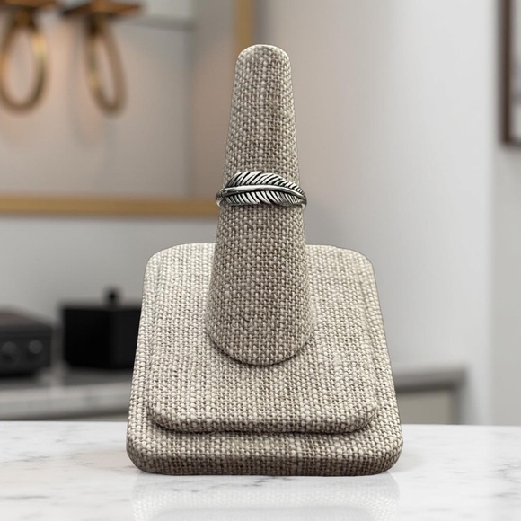 Blue Moon Under Jewelry - NWT 925 Sterling Silver Oxidized Feather Ring! Available in Sizes 5-10! NEW!